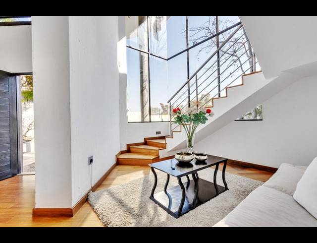 4 BEDROOM HOUSE FOR SALE IN FOURWAYS